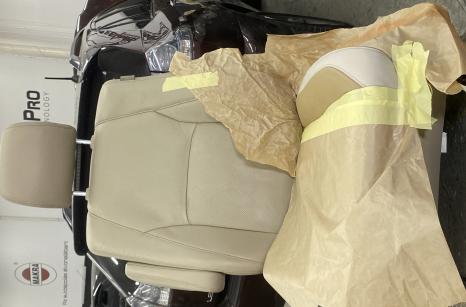 Lexus autó ülés felújítása autókárpitozás közben