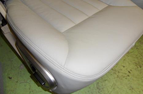 Mercedes szövet kárpit cseréje bőrre