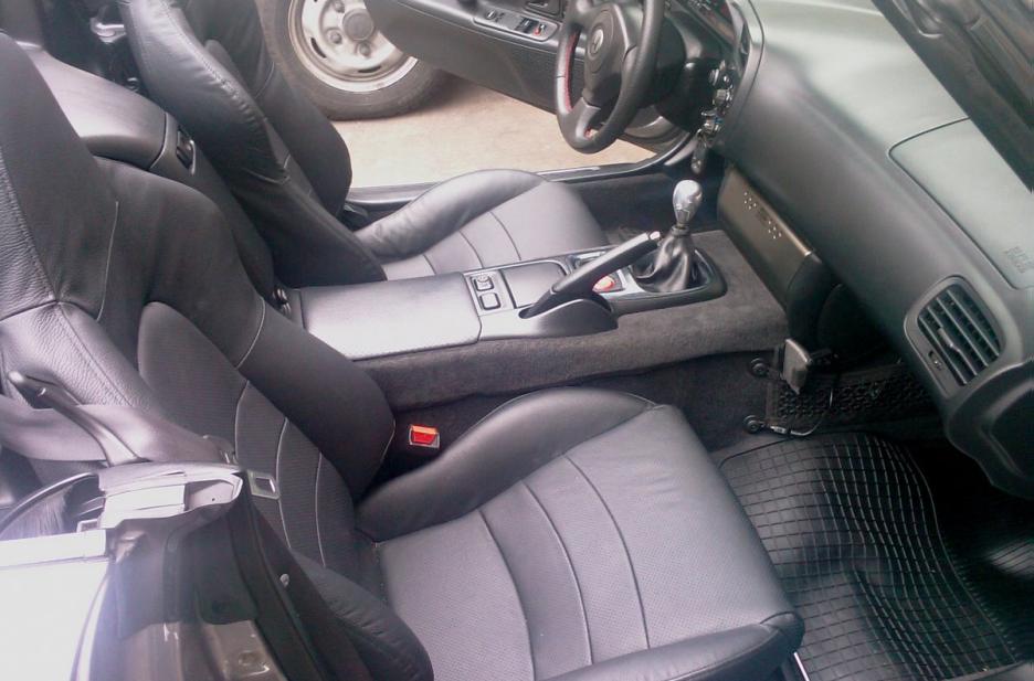 Honda S2000 bőrülés kárpitozása